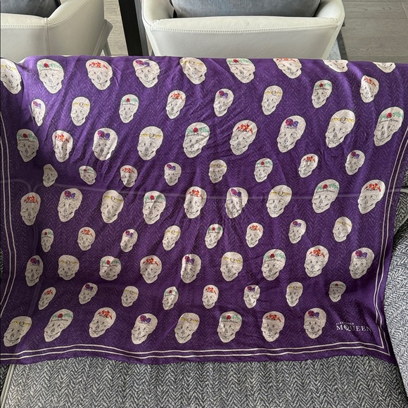Alexander McQueen Accessories - Alexander McQueen Purple Skull Pattern Scarf